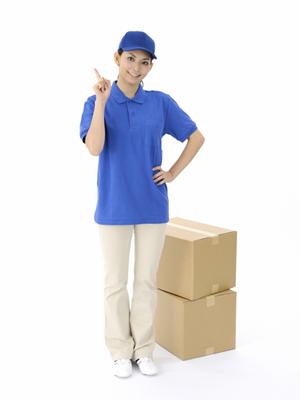 激安収納ケースがいっぱいのチャンピオン